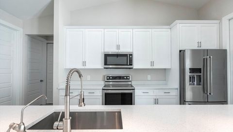 23208 W Eldorado Ave