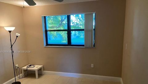 9943 Nob Hill Pl