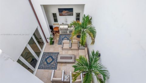 641 Santander Ave