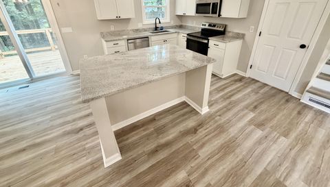 3904 Trade Wind Ct