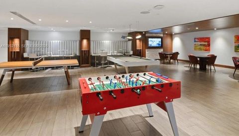 330 Sunny Isles Blvd