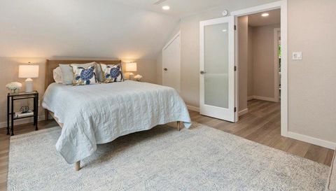 1725 White Cloud Drive N