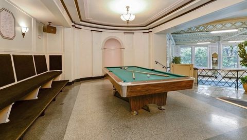 5555 N Sheridan Road