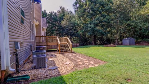 100 Chapman Oak Dr