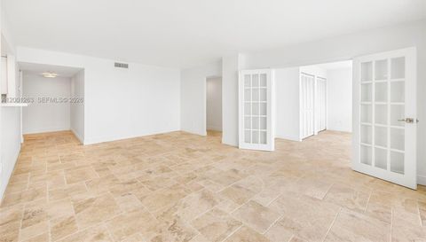 1420 Brickell Bay Dr