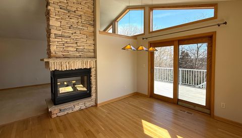 912 Aurora Circle