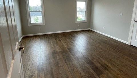 7 E Clearwater Rd
