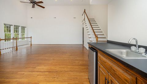 1820 Hunting Ridge Rd