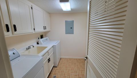 8430 Pennsylvania Rd