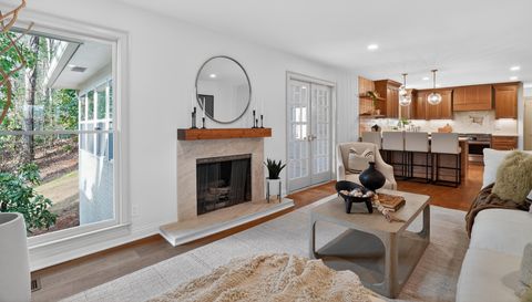 12080 Mountain Laurel Dr