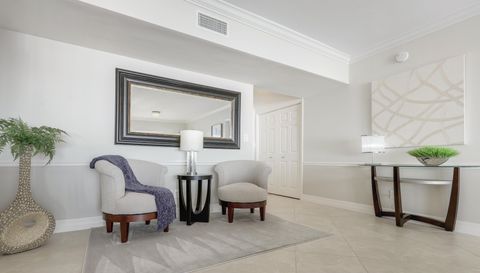 3401 Gulf Shore Blvd N Unit 605