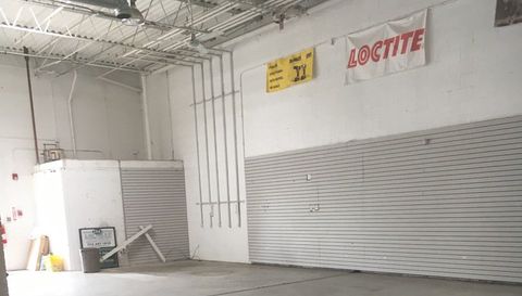 15426-15428 S 70th Court