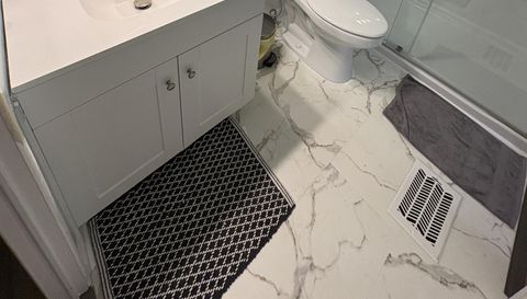 6028 Torrey Pines Dr