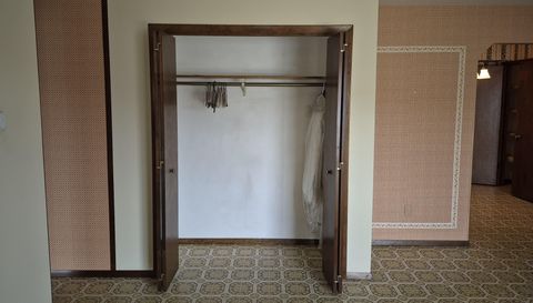 910 Camellia Dr APT 11