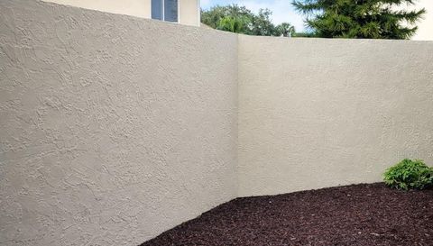 2741 FOXFIRE COURT