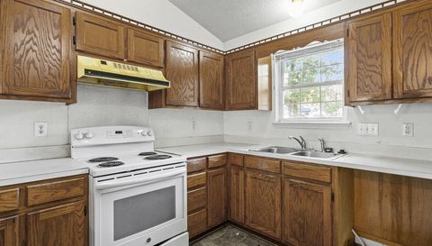 6224 Cottageville Ln
