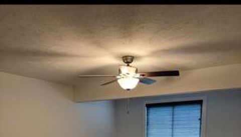 23589 Laurel Glen Ave 29