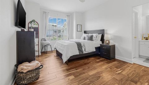 313 INNER HARBOUR CIRCLE