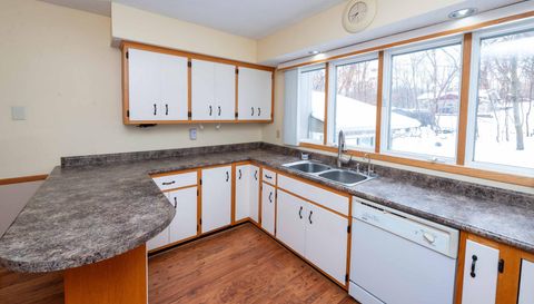 8125 Spring Valley Road