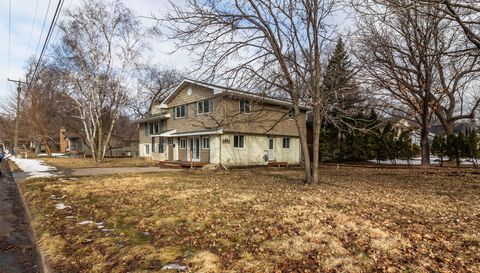 4858 Irving Avenue S