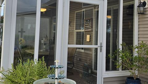 3925 Manatee Club Dr