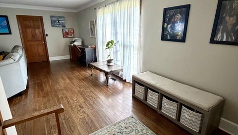 367 E Camellia Dr