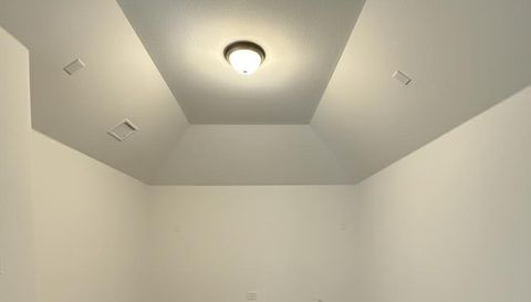 2832 Fountain Park Dr