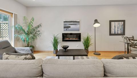 8410 Burlwood Drive