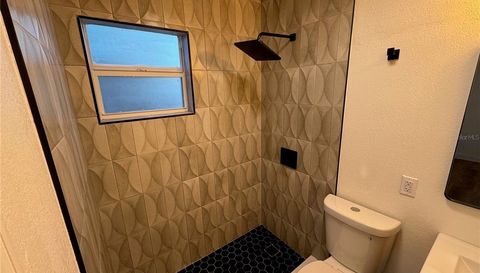 1119 NEWTON AVENUE S