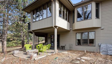 2195 Ferris Lane