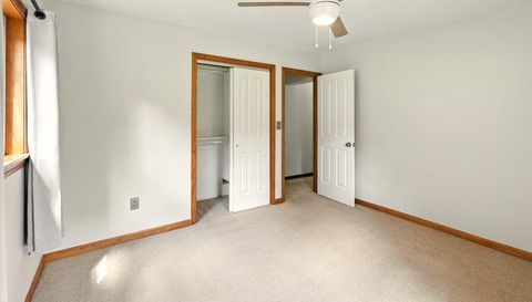 2200 Yellow Creek Rd