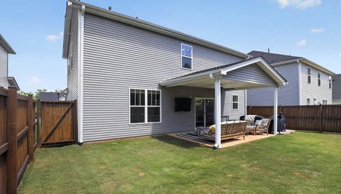 725 Dottie Ct