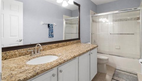 2264 STONE CROSS CIRCLE