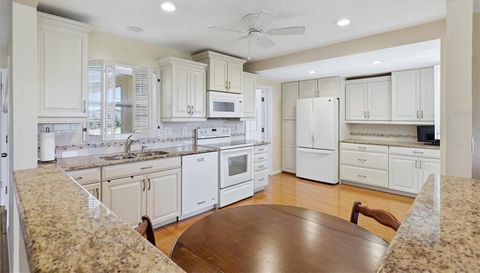 3262 BROCKTON LANE