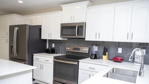 3120 Paradox Cir #204