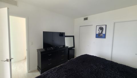 45 Sw 9th St