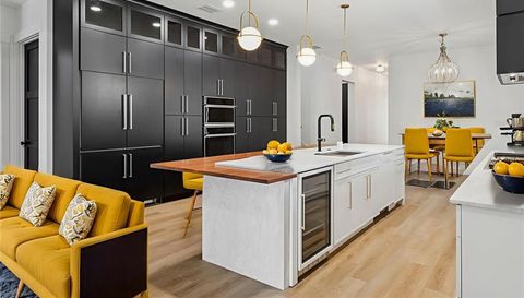 708 W KENTUCKY AVENUE