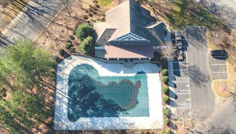 2379 Metcalf Dr