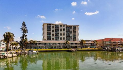 400 ISLAND WAY