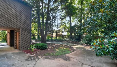 612 Tom Smith Rd SW