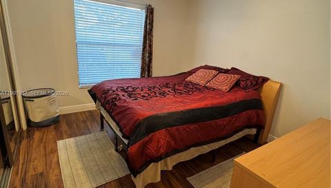 6095 N Sabal Palm Blvd