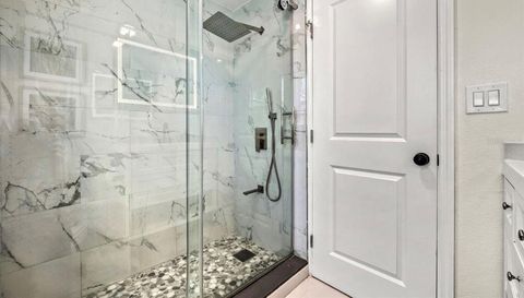 578 - 580 COMPANION WAY