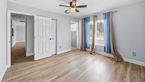 2419 Roxbury Cir