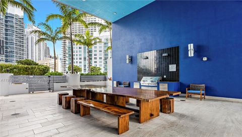 1300 Brickell Bay Dr