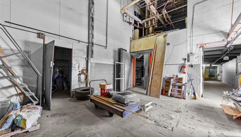 701 E Pearce Boulevard