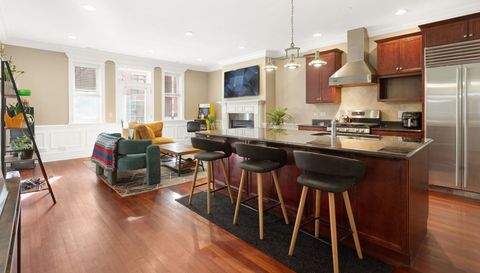 2222 W BELMONT Avenue