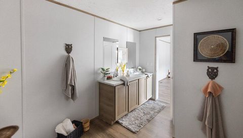 101 Blades Village Dr