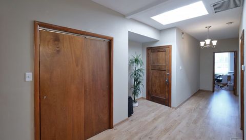 3256 N Elston Avenue