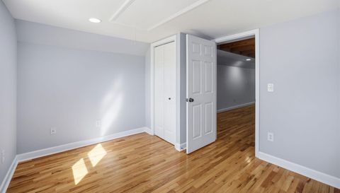 29 Small Mountain Dr