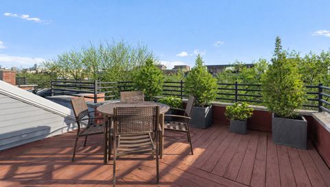 2314 W Wabansia Avenue